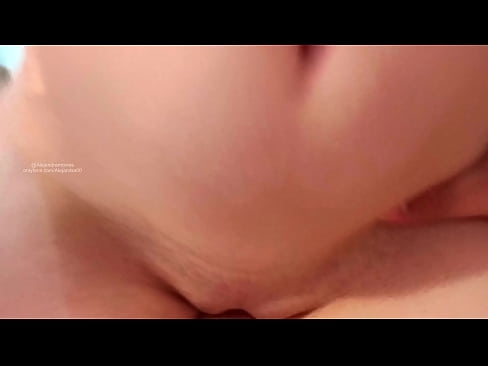 ❤️ Natutulog sa kwarto ni ate at ayun nagising ako dekalidad na sex sa amin ❌