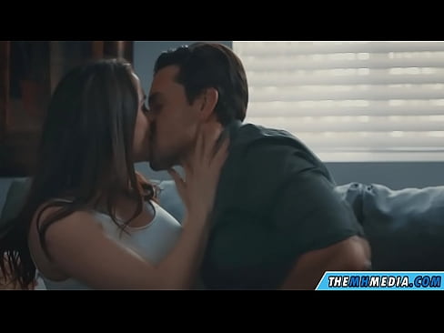 ❤️ Romantikong pakikipagtalik sa isang magandang busty na ina dekalidad na sex sa amin ❌