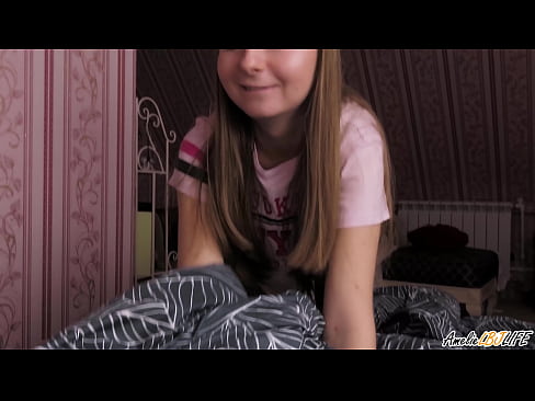 ❤️ Si Blondie ay sumipsip ng malalim sa kanyang BFF at Nakuha ang Cum sa Kanyang Bibig dekalidad na sex sa amin ❌